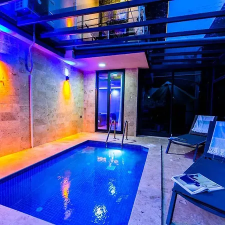Vila Luxury Duplex With 2 Pools In Kalkan *