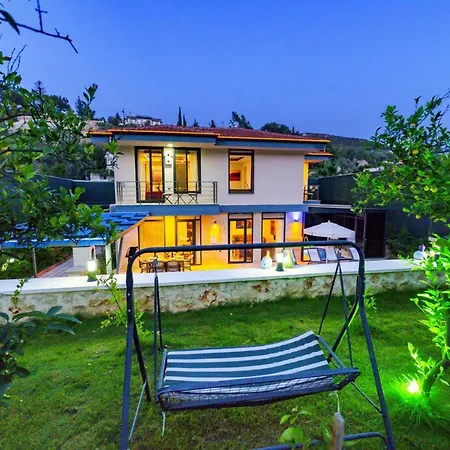 Luxury Duplex With 2 Pools In Kalkan *