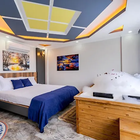 فيلة Luxury Duplex With 2 Pools In Kalkan *